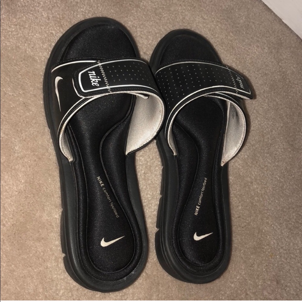 Nike slides